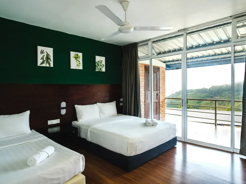 Triple Room